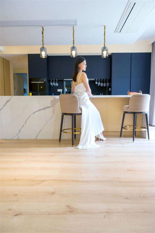Room Tour|一線臨湖庭院，高階生活的藝術(shù)想象 image7