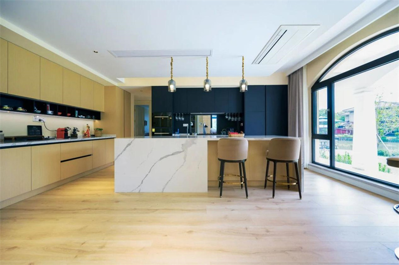 Room Tour|一線臨湖庭院，高階生活的藝術(shù)想象 image8